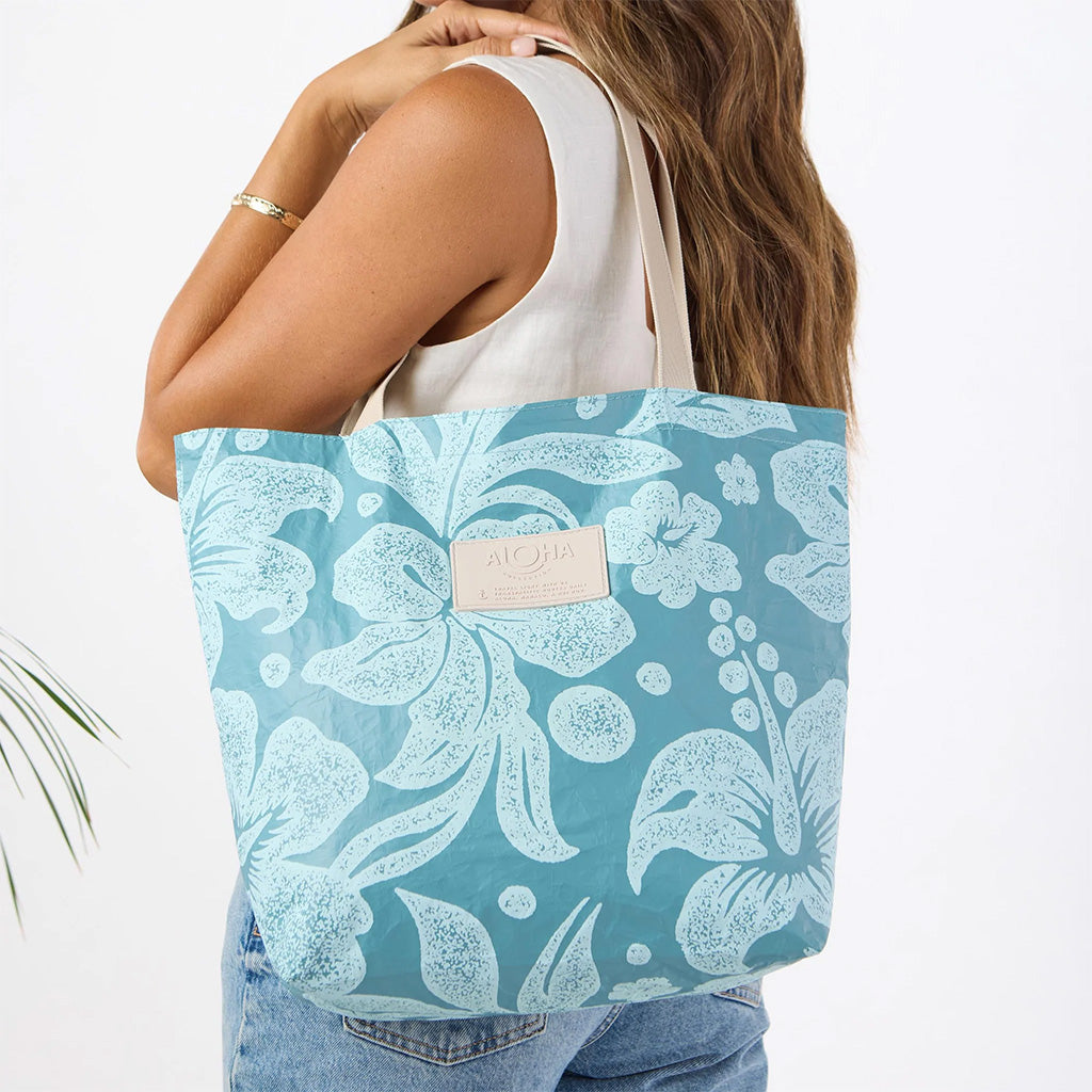 Aloha Collection Breezy Reversible Tote - Pacific/LeMu Blue