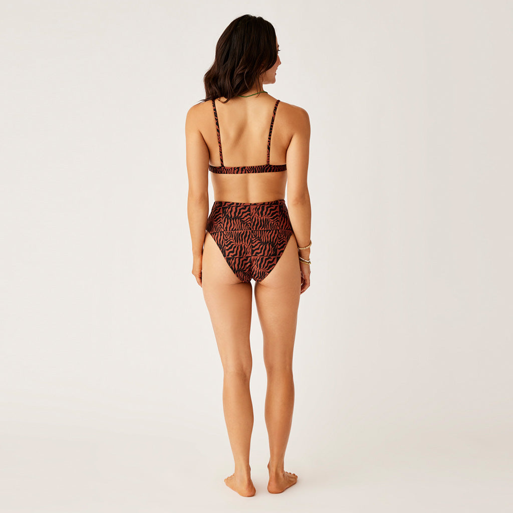 Carve Designs Womens Lani Pocket Compression Bottom-Wave