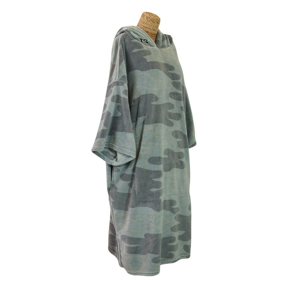 Blocksurf TLS Microfleece Wetsuit Changing Robe/Poncho - Camo