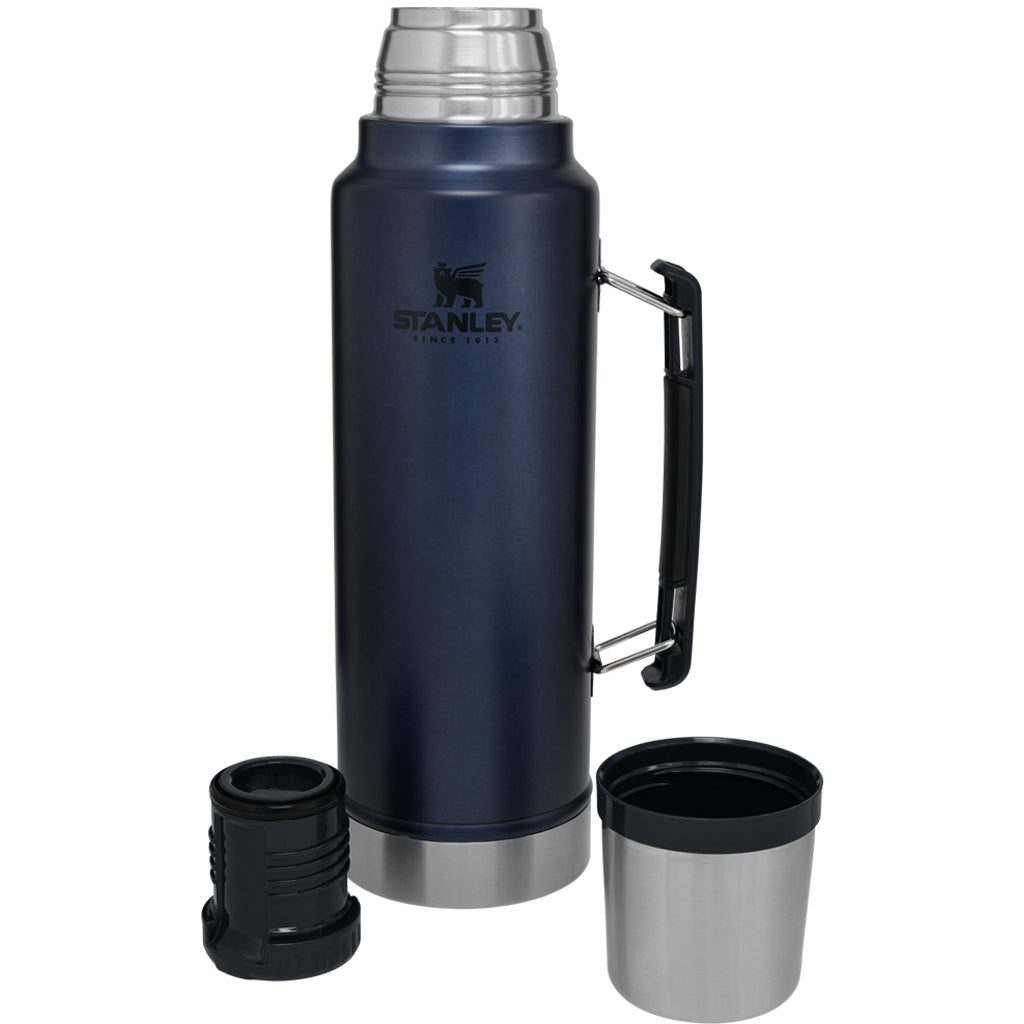 Seaside Surf x Stanley Vacuum Insulated 1.5 Qt Classic Thermos - Hammertone  Green
